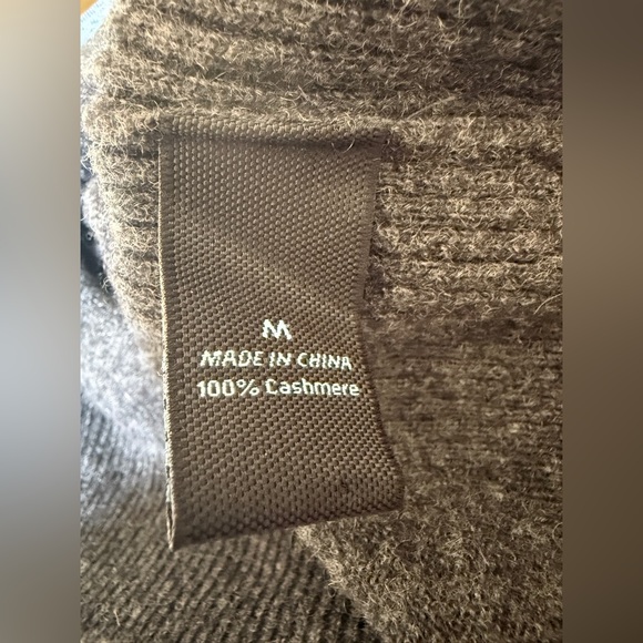 Marc Anthony Men’s Cashmere Sweater, Charcoal Gray, M - Picture 3 of 8